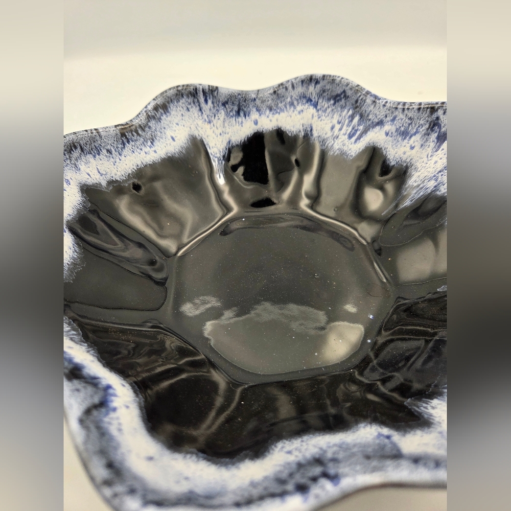 Studio Art Pottery Bowl Centerpiece BNP Canada Drip Glaze White Blue EUC - Picture 3 of 6